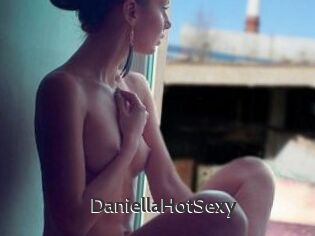 DaniellaHotSexy