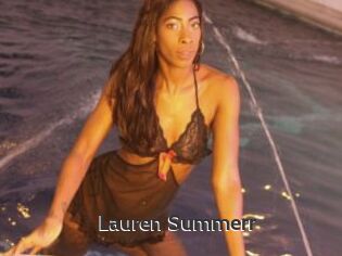 Lauren_Summerr