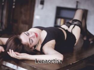 Lunaortisx