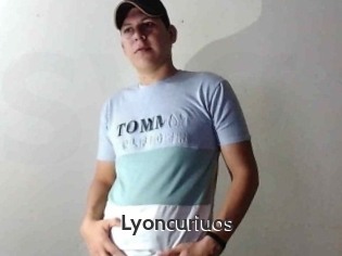 Lyoncuriuos