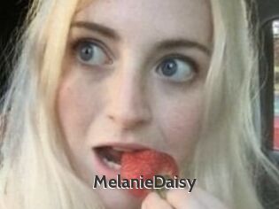 Melanie_Daisy