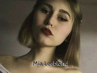 Mia_Leeblond