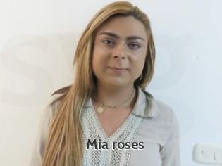 Mia_roses