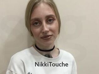 NikkiTouche