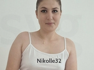 Nikolle32