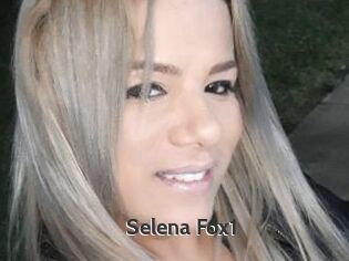 Selena_Fox1