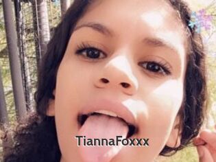 TiannaFoxxx