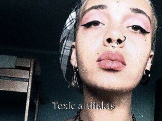 Toxic_artifakts